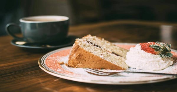 Easy 3-Ingredient Cakes You Can Bake Anytime